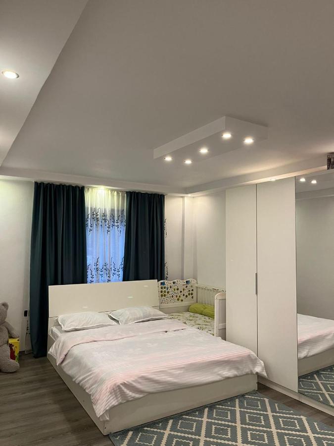 Apartament Mattias Călimăneşti Exterior foto
